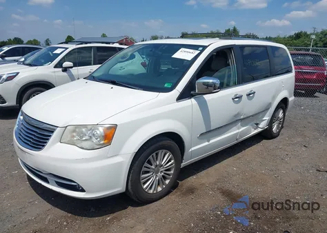 2012 Chrysler Town & Country Limited from USA, damaged, VIN 2C4RC1GG3CR135555